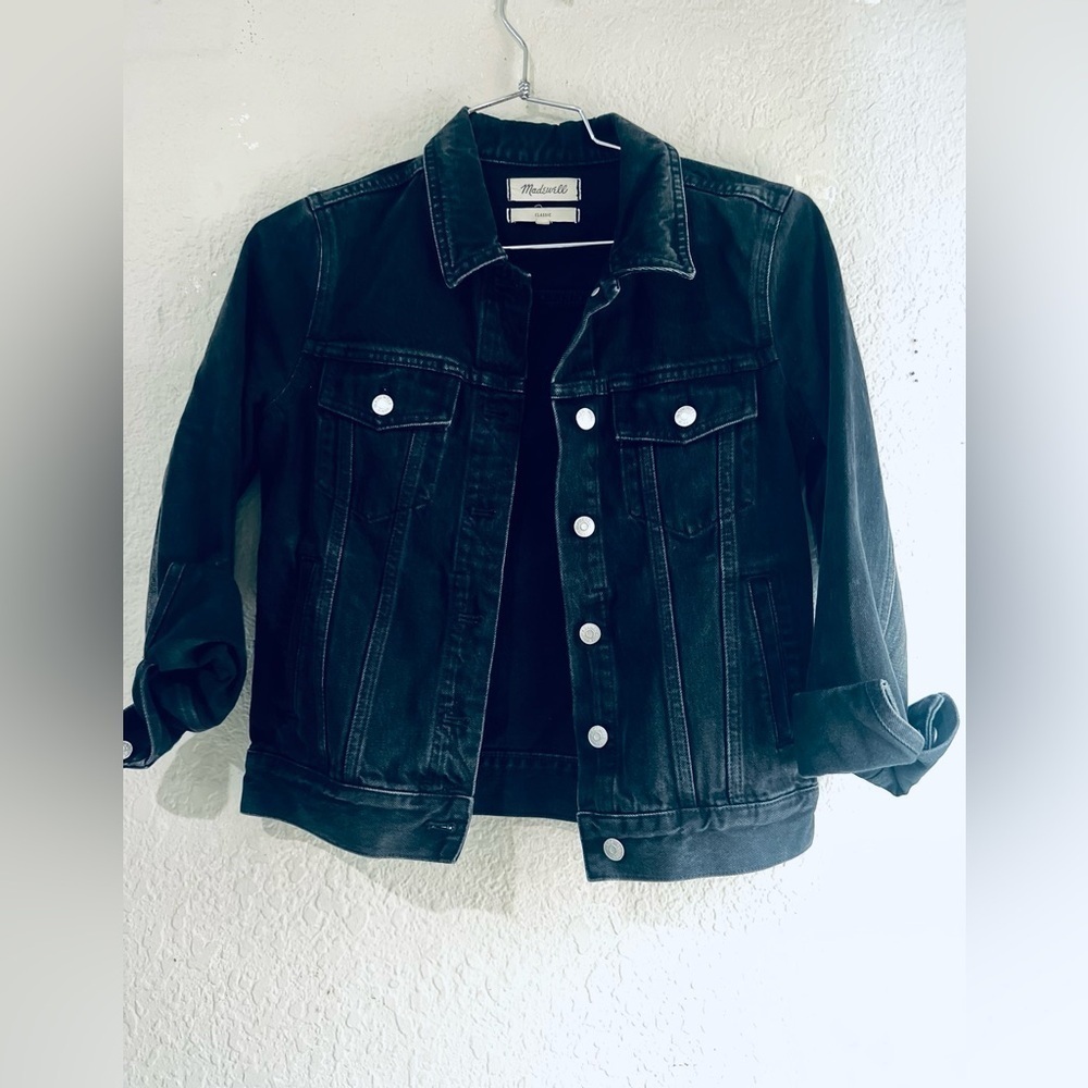 Madewell Women's Size Small Black Wash Classic Button Front Denim Jacket